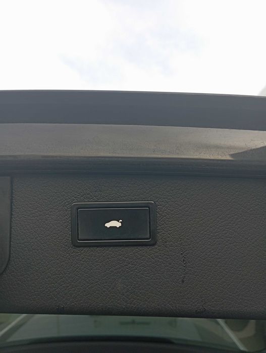 Vând urgent. Audi A6 C6. 2008. 302000 km.
