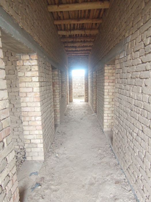 Uy sotiladi Продается