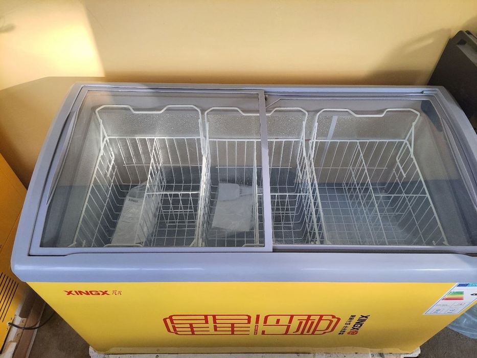 Muzlatgich  Sotiladi