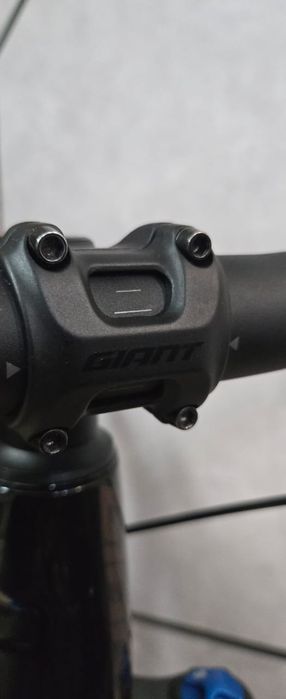 Продам Руль Вынос Грипсы Giant