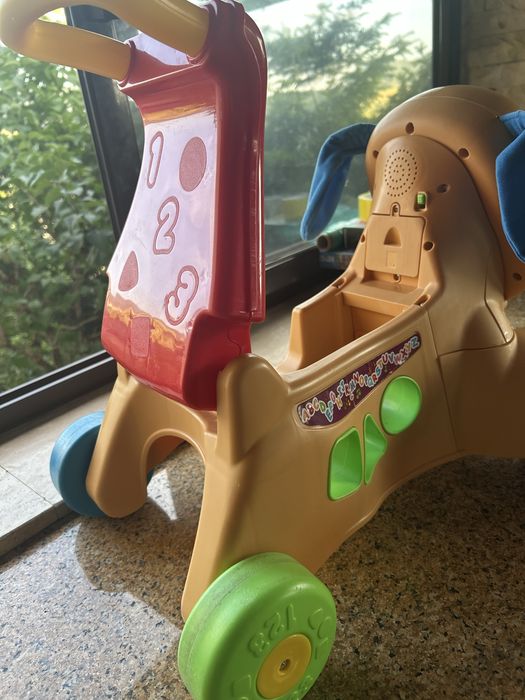Premergător Fisher-Price Laugh & Learn Stride-to-Ride Puppy