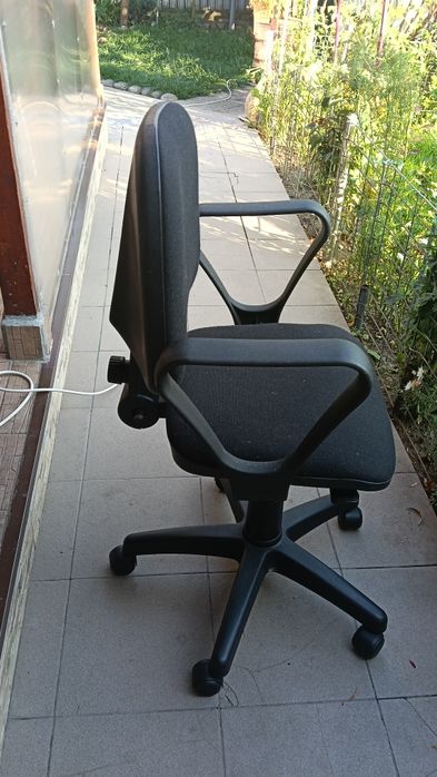Scaun Birou rotativ reglabil inaltime