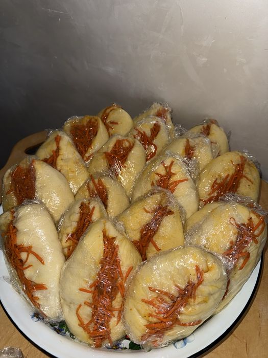 Пигоди с капустой и морковкой