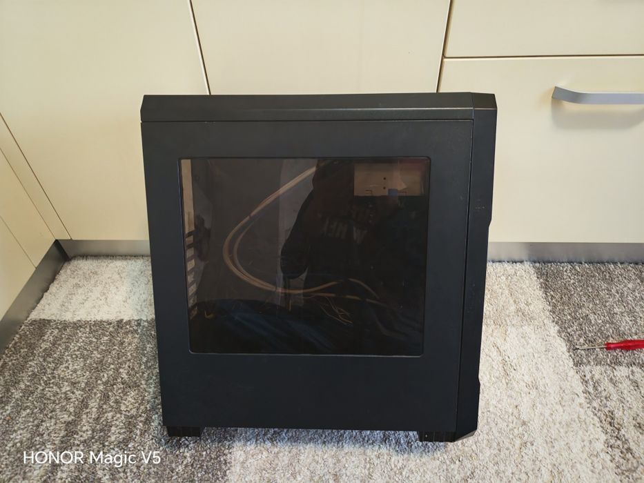 Carcasa segotep, sursa tacens 600w, dvd rw asus