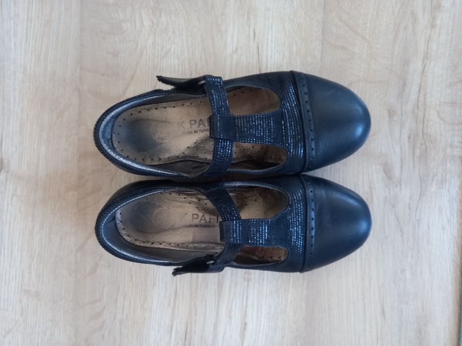 туфли для девочек 21-33 размер.