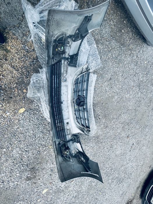 Броня - предна за  Мерцедес B класа W245