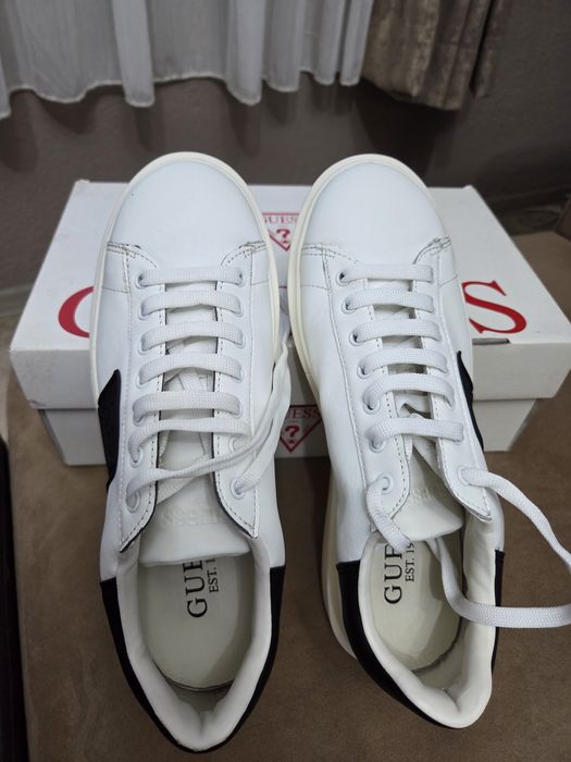 Сникърси GUESS  ест.кожа