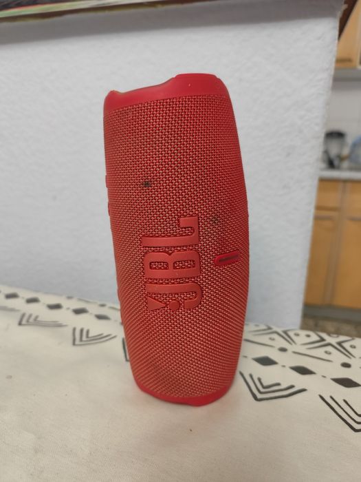 Продам JBL charge 5