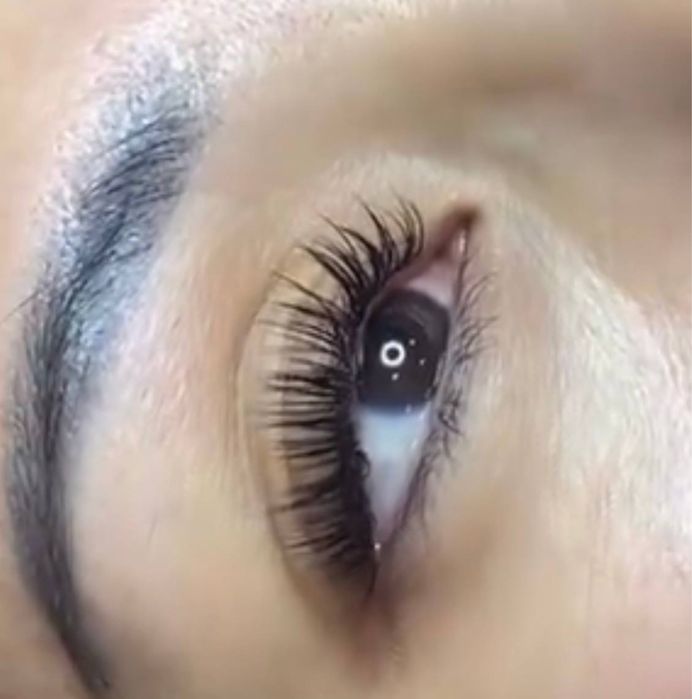 Наращавание песниц