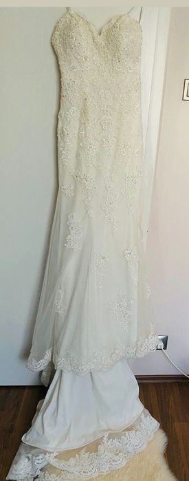 Vând rochie de mireasă