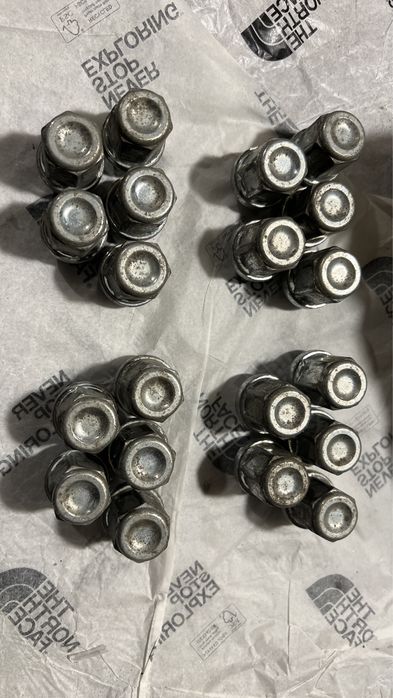 Set 20 piulite pentru roti brook 12x1,5