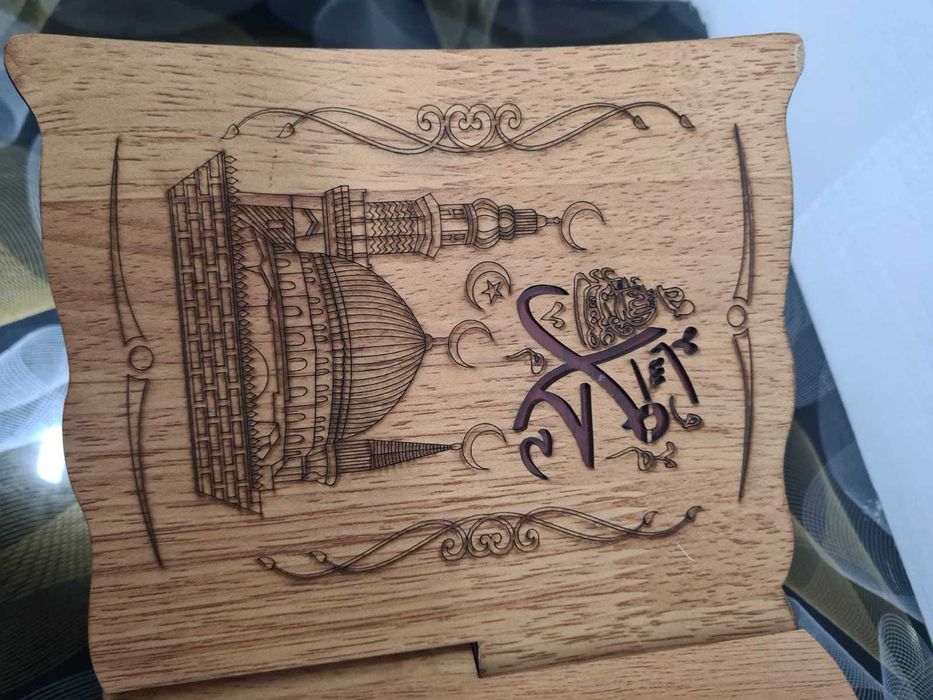 Продам подставка под Коран