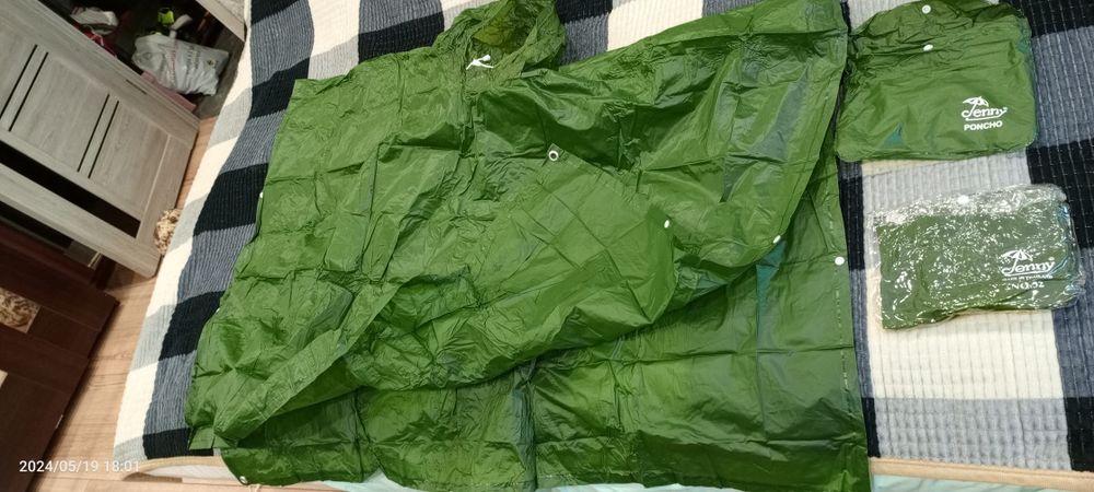 Дождевик плащ 2 штуки