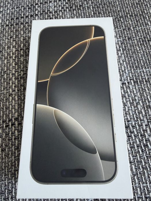 Iphone 16 pro baterie 93% 256 gb