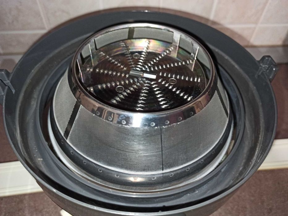 Storcător fructe Philips Viva HR 1855