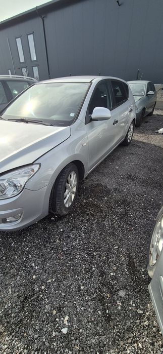 Хюндай I30 1.4 115hp 2009г  на части