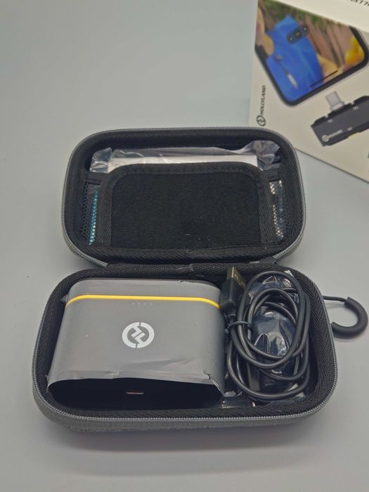 Безжичен микрофон Hollyland (USB-C) 2 бр. мик + приемник +заряден кейс