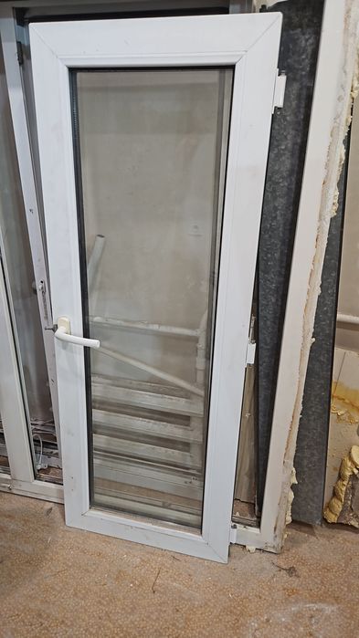 Продаю пластиковые окна б/у