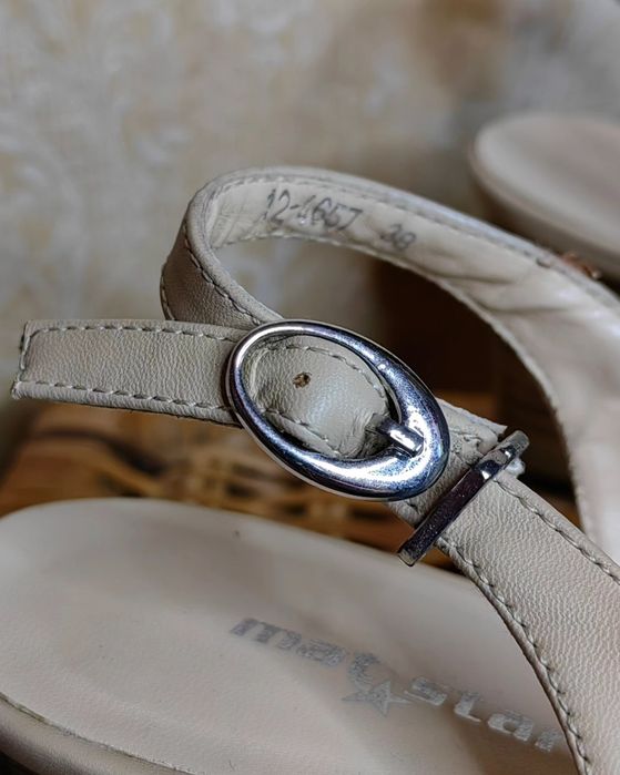 Дамски сандали на ток Mat Star, 38 номер, 5€