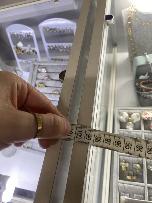 Продам витрины в хорошем состоянии