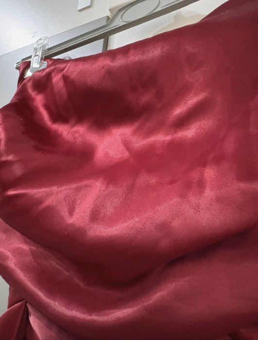Rochie elegantă din satin