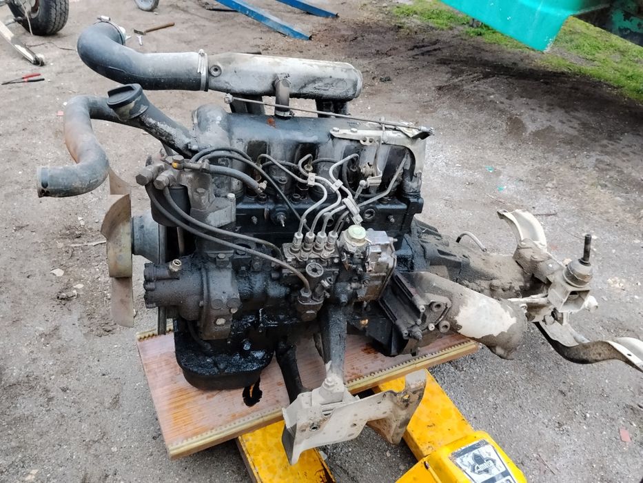 Мерцедес 307 на части