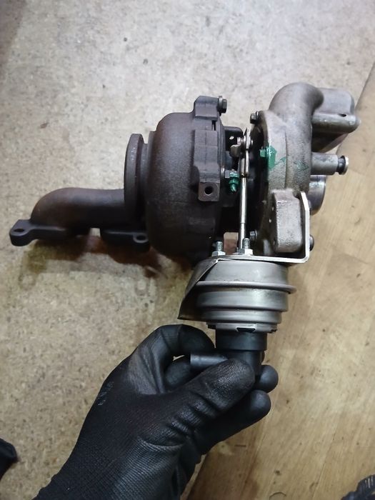 Vand turbina reconditionata pt vw polo,golf,audi motor 1.6 tdi an 2011
