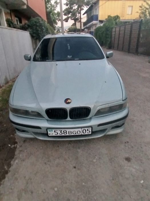 Продаю срочно БМВ е39