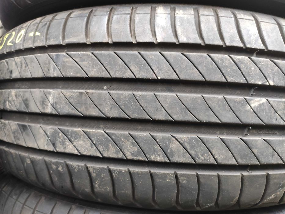 4бр Летни гуми 215 55 17 - Michelin