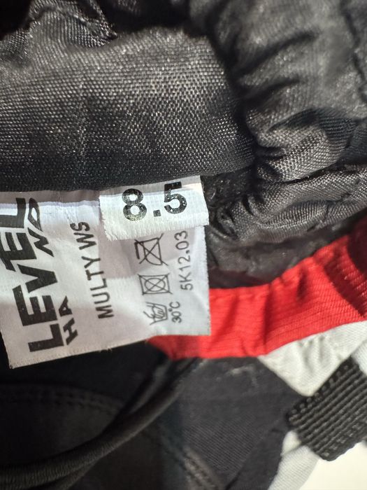 Ски сноуборд ръкавици LEVEL . Размер 8.5