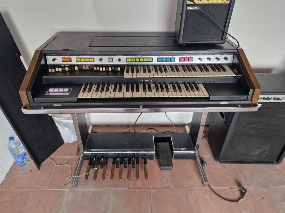 Hammond Orgel 8250K