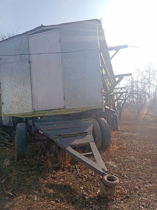 Пчелоприцеп на полном ходу