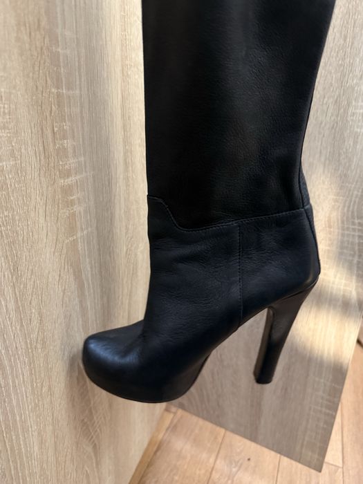 Черни боти с ток,изключително удобни и елегантни