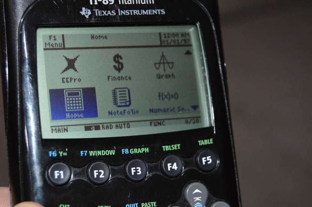 Calculator Grafic Texas Instruments TI-89 Titanium CAS (cu Capac)