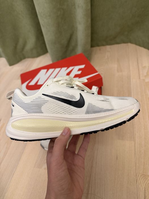 Беговые кроссовки Nike