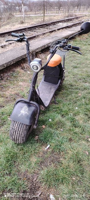 Vând scuter electric! 2000 Ron.Negociabil
