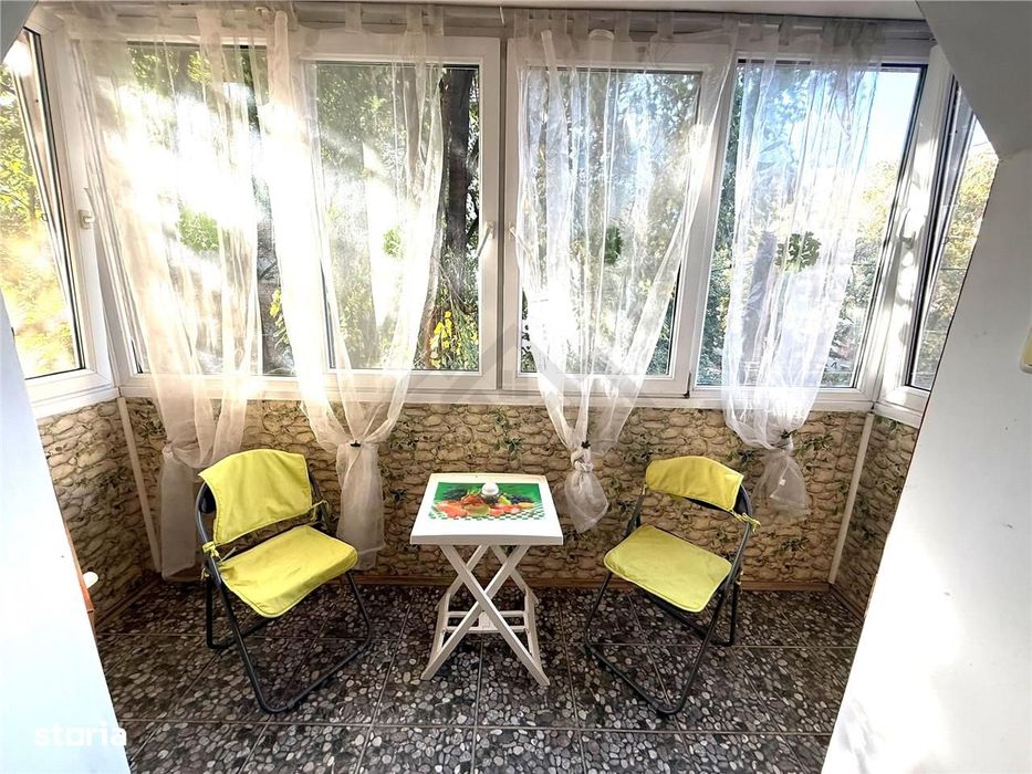 Apartament 3 camere ,  zona Aradului
