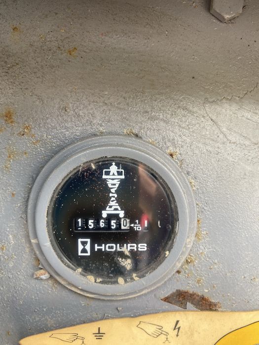 De vanzare sau da inchiriat nacela 4x4 diesel .