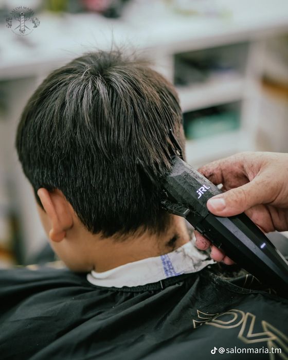 Tunsori bărbătești – 30 lei | Frizerie cu pasiune și atenție!