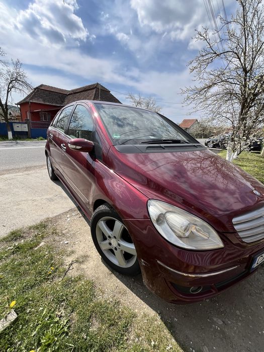 Mercedes Benz B Class
