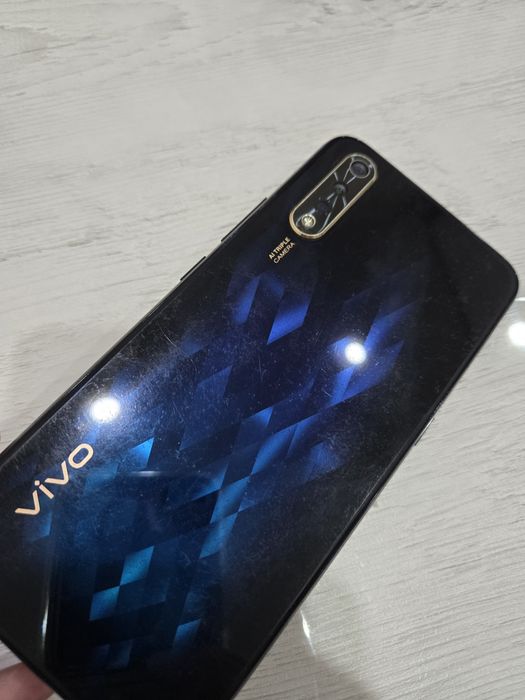 Продам телефон в отличном состоянии