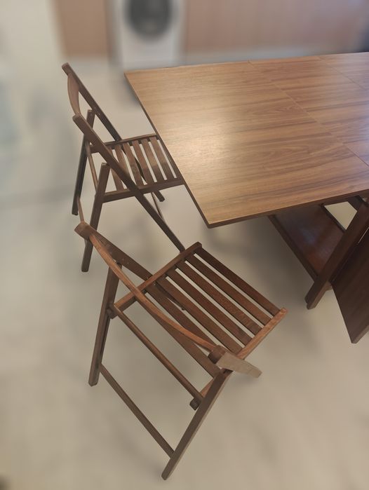 Set Masă Pliabilă (tip consolă) + 4 Scaune incluse – Ideală spații mici