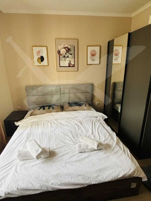 Продава се Тристаен апартамент в Варна, Център - 78 кв.м за 11 €/кв.м - Снимка #3