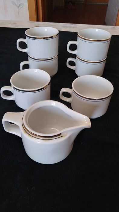 Посуда для чая и кофе.