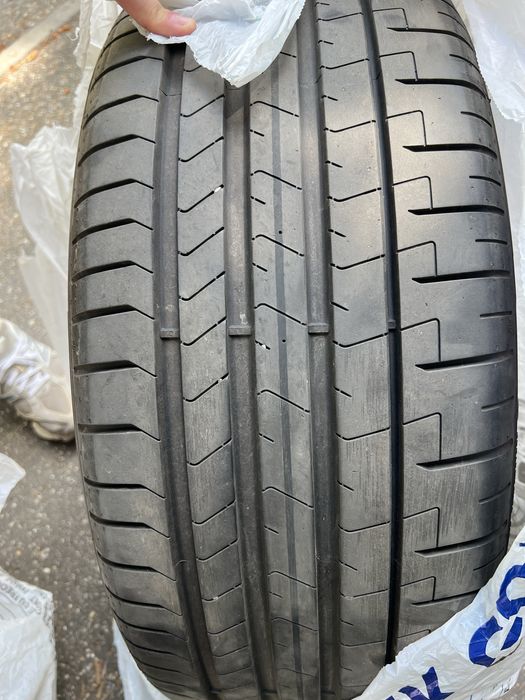 Anvelope Pirelli P Zero (vara)