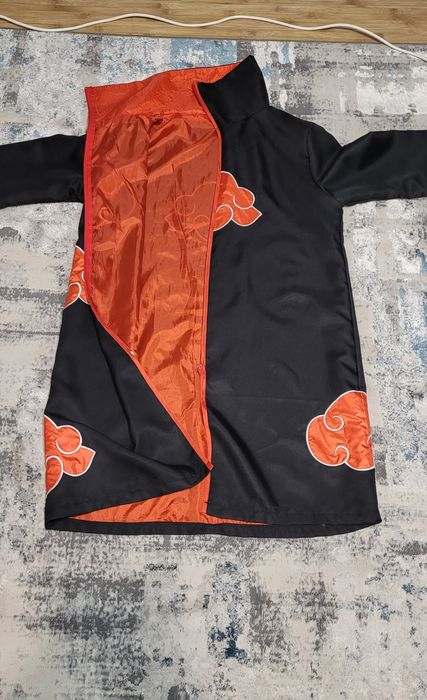 Costum Akatsuki Naruto + Accesorii (kunai, shuriken, bandană, inel)