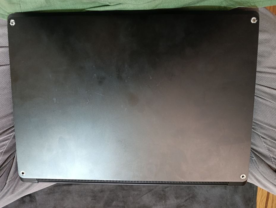 Microsoft surface laptop 4 modeli sotiladi