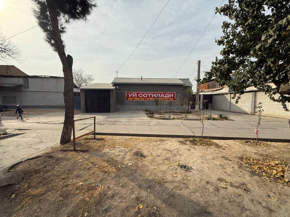 Hovli sotiladi 1 liniya biznes qisayam boladi