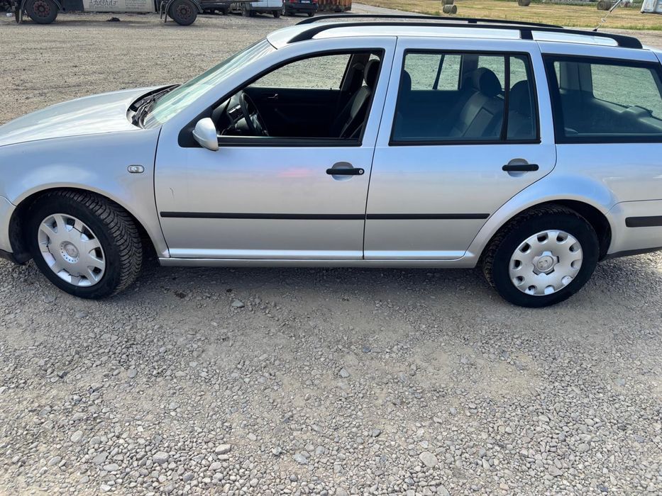 VOLKSWAGEN Golf 2003 — imagine 3