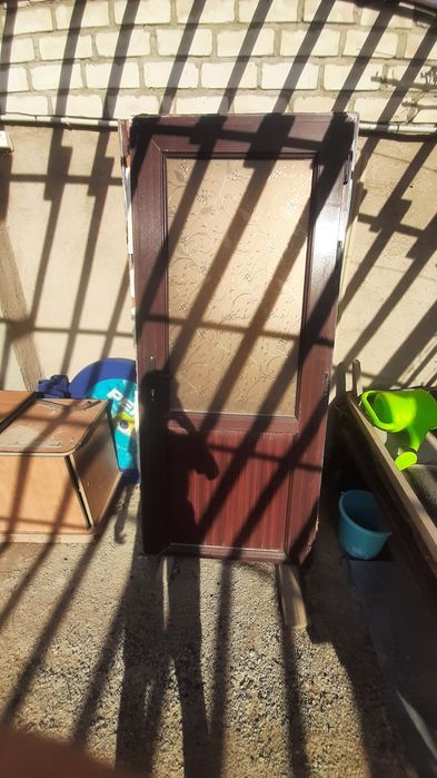 Есік двер жаксы сакталған